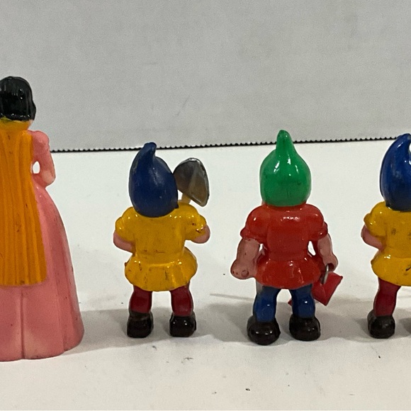 Vintage Snow White and Three Dwarves Cake Toppers Plastic - Picture 4 of 8
